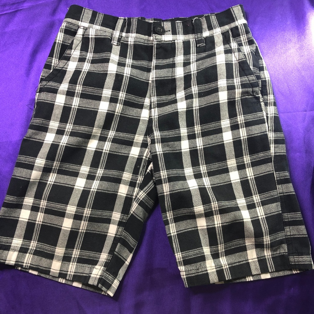 📌Free World Plaid Young Men Short
